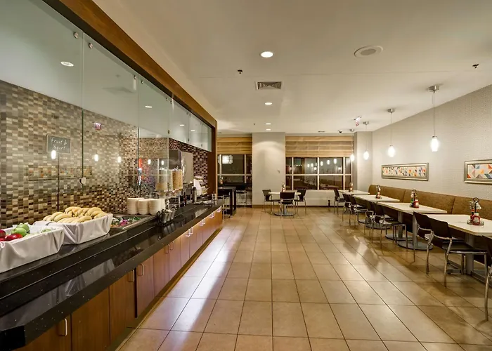 Hotel Embassy - Downtown River North 3*