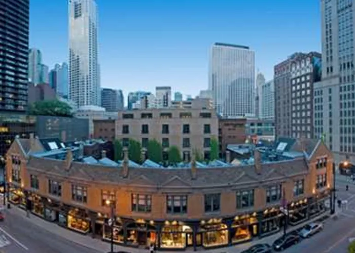 Embassy - Downtown River North Chicago