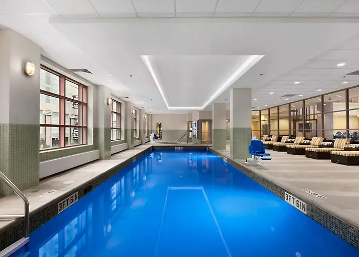 Hotel Embassy - Downtown River North Chicago